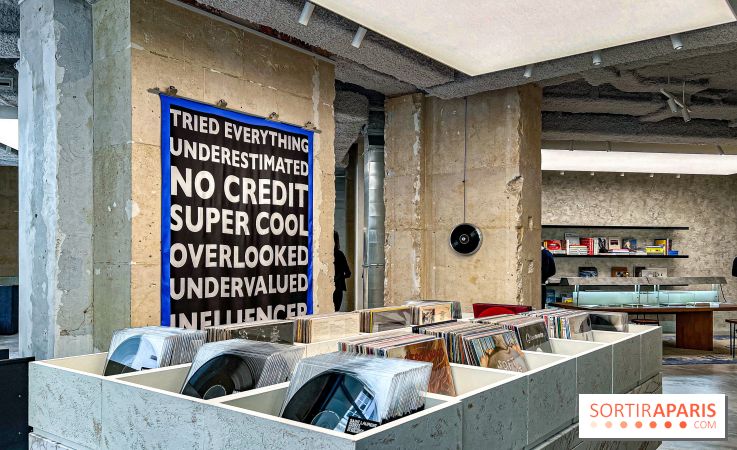 Saint Laurent Babylone, la librairie-galerie d'art de la maison de luxe à Paris - image00048