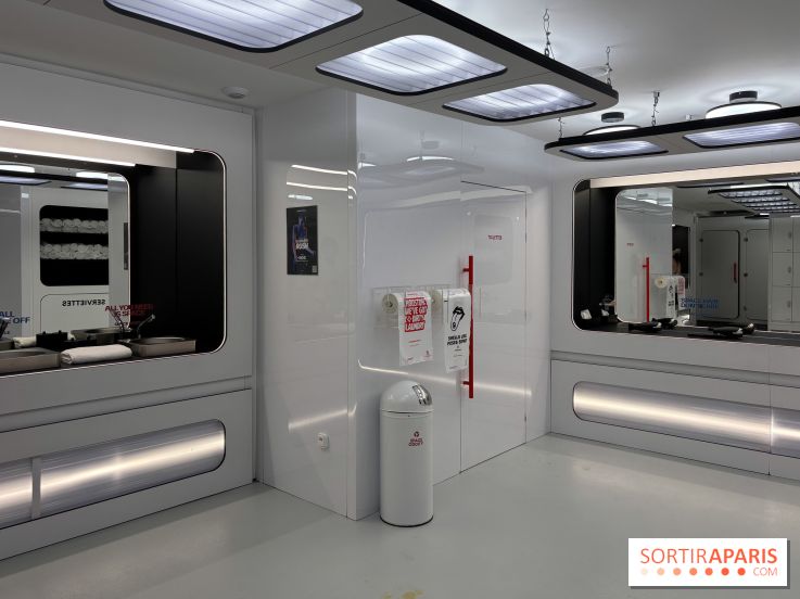 Poses : des cours de Pilates et Yoga dans le noir et en musique pour faire une pause 