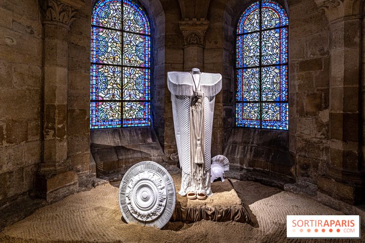 La Trêve la Basilique Saint-Denis, l'exposition costumes et photos de Sophie Comtet Kouyaté en mode jeux Olympique en Grèce Antique - A7C0609 HDR