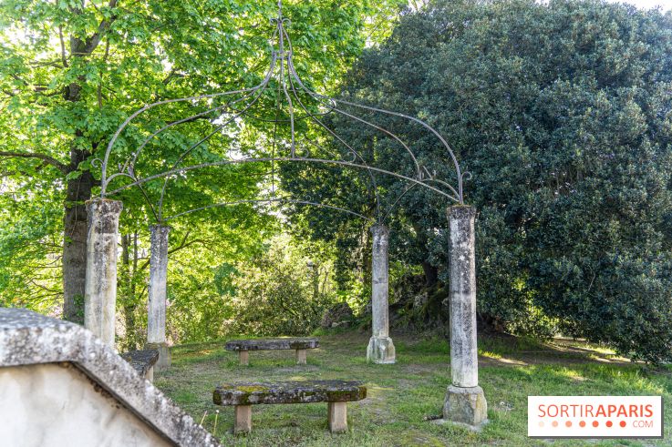 Parc du Dr Fauvel à Villennes sur Seine, grotte et cascades