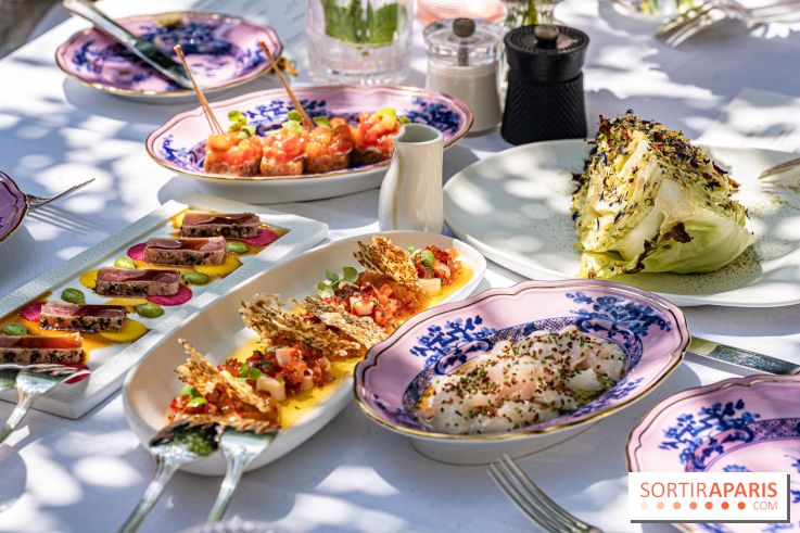 La terrasse jardin Summer de la Bauhinia au Shangri-La Paris