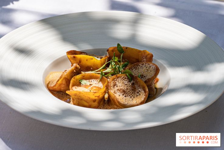 La terrasse jardin Summer de la Bauhinia au Shangri-La Paris -  A7C5610