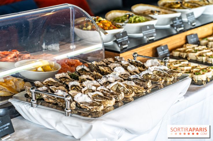 Le Brunch à volonté du belvédère au Domaine de la Corniche dans les Yvelines - photos -  huitres