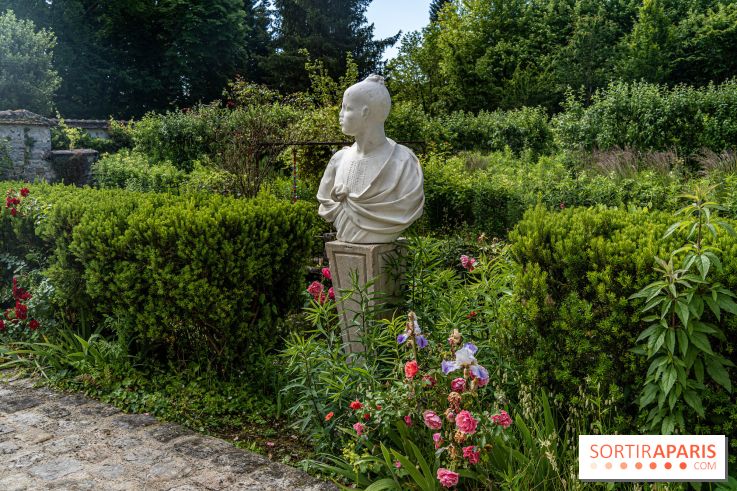 Maison Jean Cocteau à Milly-la-Forêt en Essonne - photos -  statue