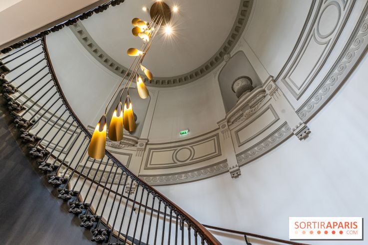 Exposition 'Bijoux de Scène de la Comédie Française' à l'hôtel historique de Mercy-Argenteau qui se dévoile