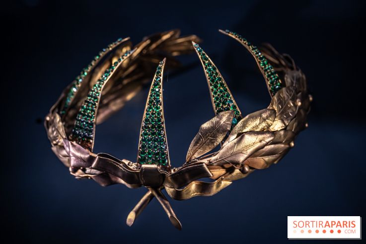 Exposition 'Bijoux de Scène de la Comédie Française' à l'hôtel historique de Mercy-Argenteau qui se dévoile