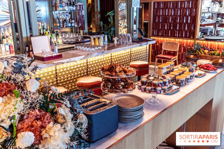 Brunch du Vesper Paris 7e - buffet à volonté et plats à table