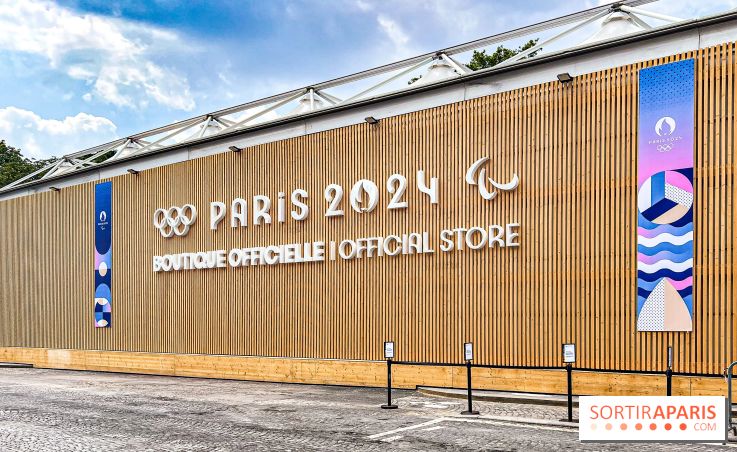 Megastore Paris 2024 Champs-Élysées
