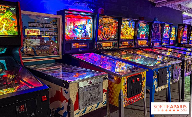 Musée Pop Central - voitures de cinéma et arcades vintage