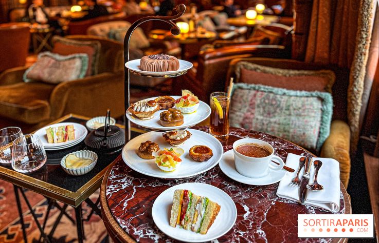 L'élégant Tea Time du Saint James Paris, à savourer dans l'écrin feutré de sa bibliothèque
