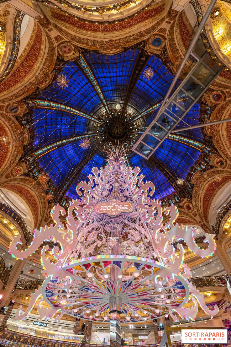 Le sapin de Noël des Galeries Lafayette 2024