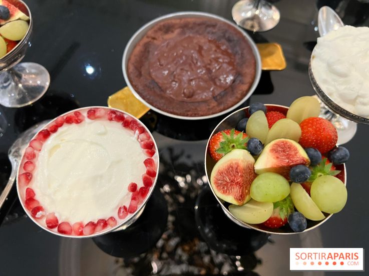 Le Grand Diner, Hôtel San Régis - Gâteau au chocolat, chantilly, glaces
