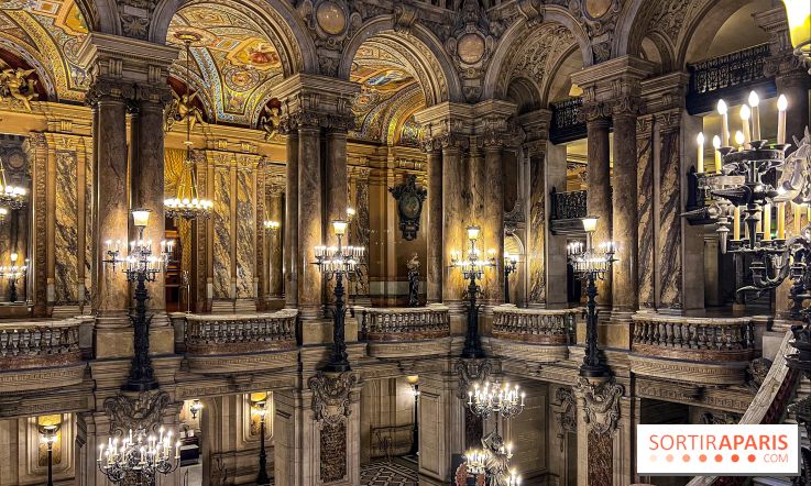 Bijoux de scène de l'Opéra de Paris : l'exposition de parures merveilleuses au Palais Garnier
