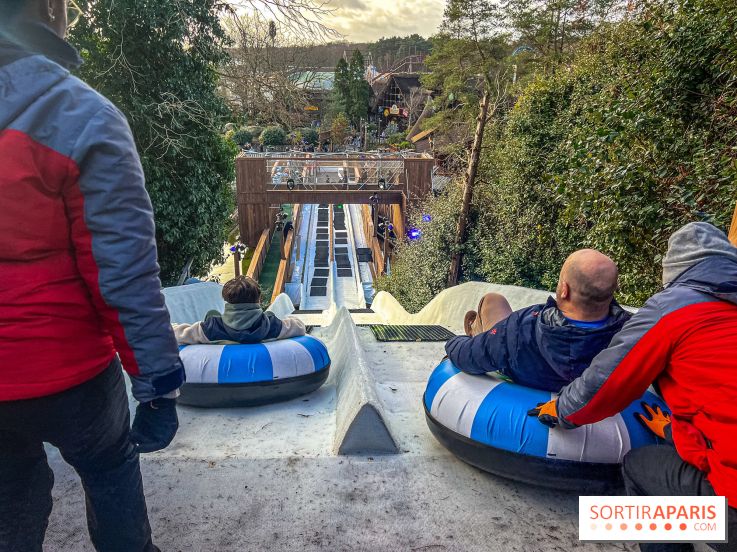 Noël au Parc Astérix 2024 - nos photos - glissade d'Obélix