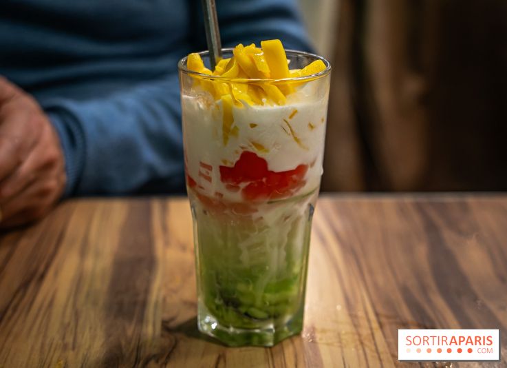 Pho Bom, le restaurant vietnamien, temple du pho et des nouilles Paris 13e -  dessert aux 3 couleurs