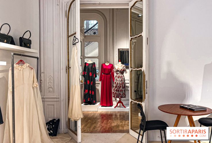 Exposition de la Collection Didier Ludot chez Bonhams Cornette de Saint Cyr - IMG 8706 jpg