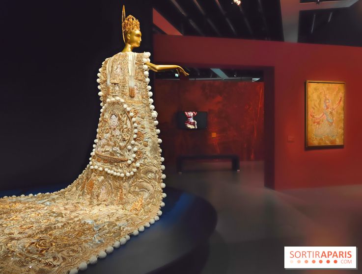 Au fil de l'or : l'expo brillante sur l'or dans l'art de la mode au musée du Quai Branly - photos - fotor 1739183854033