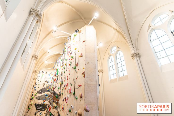 Climbing District Sèvres-Lecourbe, la salle d'escalade dans l'ancienne église Sainte-Rita dans le 15e