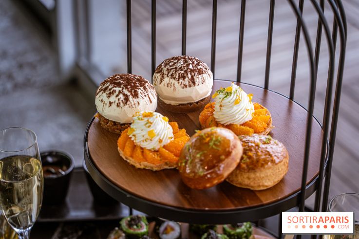 Le tea time éphémère face à la Tour Eiffel au Pullman - A7C02498