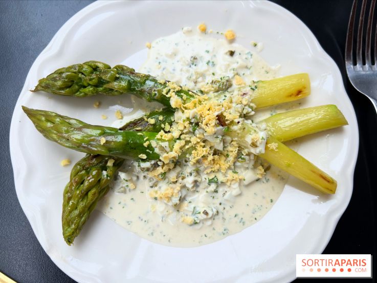Le Cochon à l'Oreille - Asperges, sauce mimosa