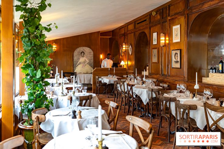 Margaux, le restaurant français typique, face à la Tour Eiffel - A7C09237