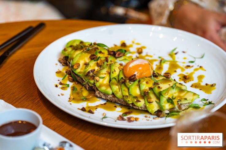 Le brunch de Pierre Hermé à Beaupassage  -Toast Avocat, jaune d’œuf confit,   vinaigrette pistache 