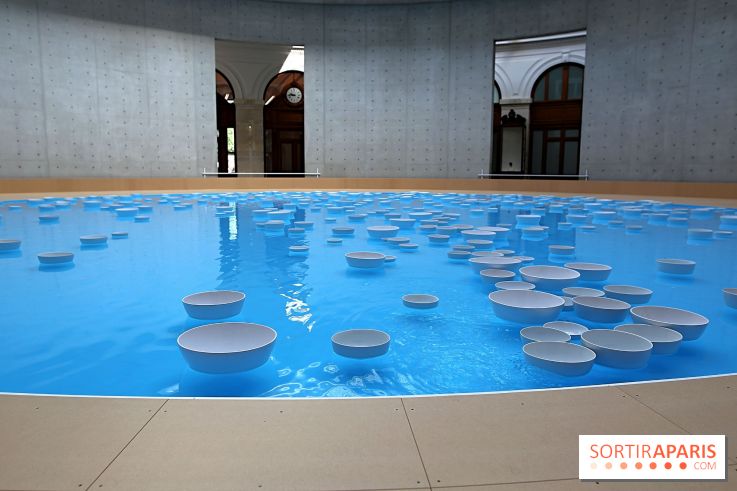 Clinamen, nos photos de l'une installation aquatique et musicale à la Bourse de Commerce - Clinamen Bourse de Commerce 3 fotor 20250606145935