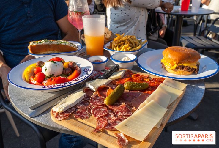 Bonnotte Club Paris, la guinguette branchée et abordable au pied de la Tour Eiffel - A7C06623
