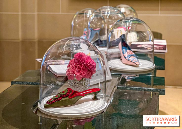 Manolo Blahnik Crillon - 1D66D531 3F6F 485B 9F88 D3F5DDFA7E71