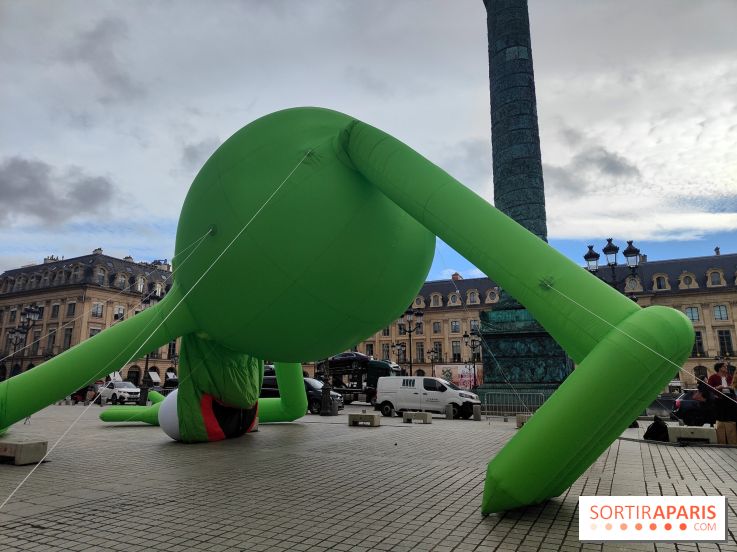 Art Basel Paris 2025 : Kermit la Grenouille s'installe sur la place Vendôme