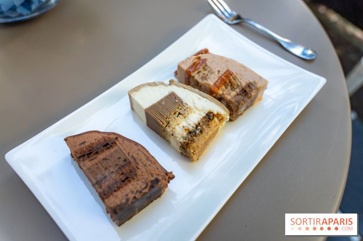 Bûches de Noël et créations de fête 2025 de Pierre Hermé : les Abysses - A7C07862