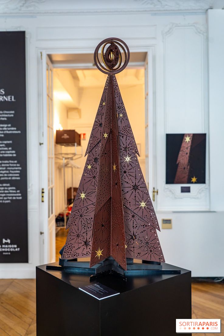 Bûche de Noël Opéra Garnier de la Maison du Chocolat 2025 - photos - A7C07780