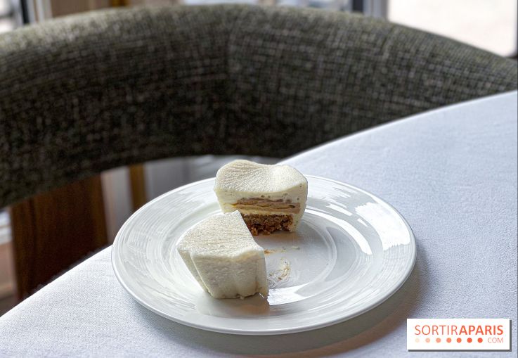 Bûche de Noël Fleur de Vanille du Shangri-La Paris 2025 par Timothy Lan, une création haute couture - IMG 0834