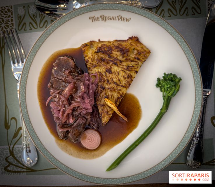 The Regal View - plat