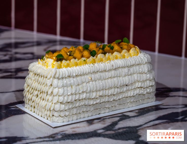 Bûche de Noël Paris-Brest pistache et tropicale de Nour Kandler - Lalla Coffee - A7C02384