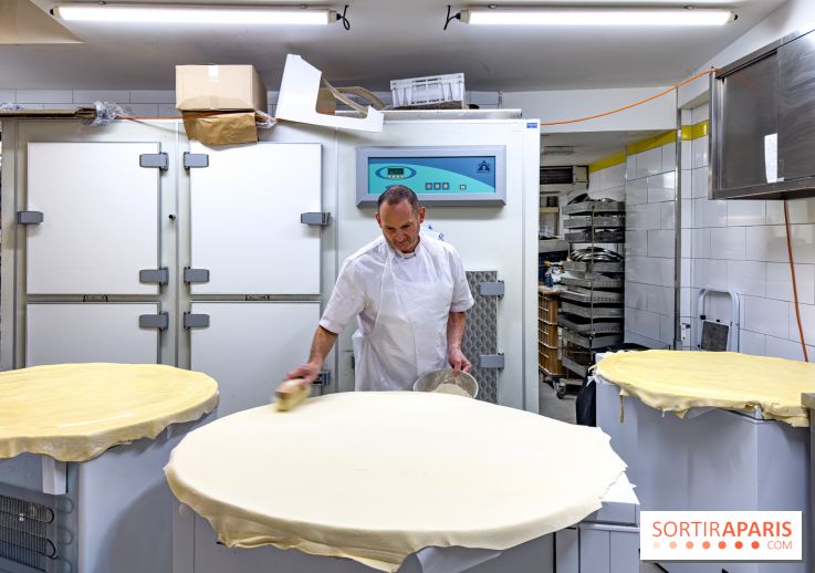La Galette des Rois 2026 de l'Élysée, fabriquée par la Boulangerie Le Moulin de la Croix Nivert