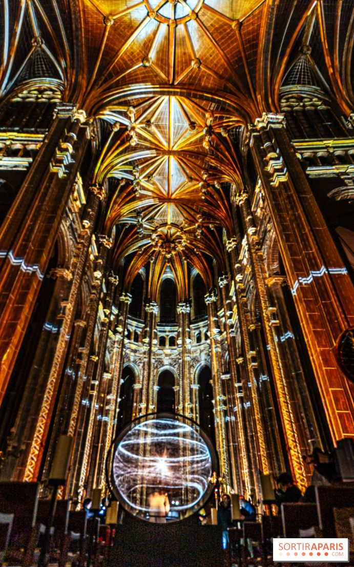 L'Odyssée Céleste à l'église Saint-Eustache à Paris, le nouveau spectacle Luminiscence 