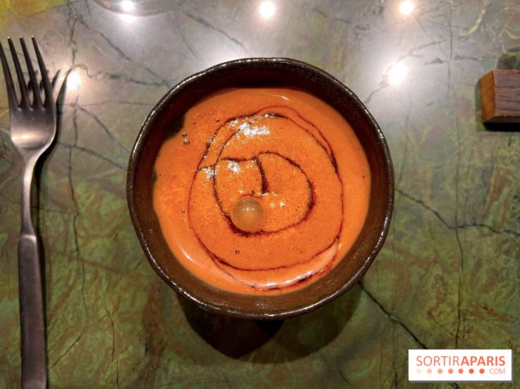 Mantra - Mousse au chocolat, sésame noir, gingembre confit