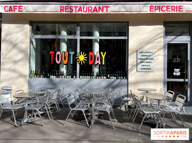 Tout Day - Terrasse devanture