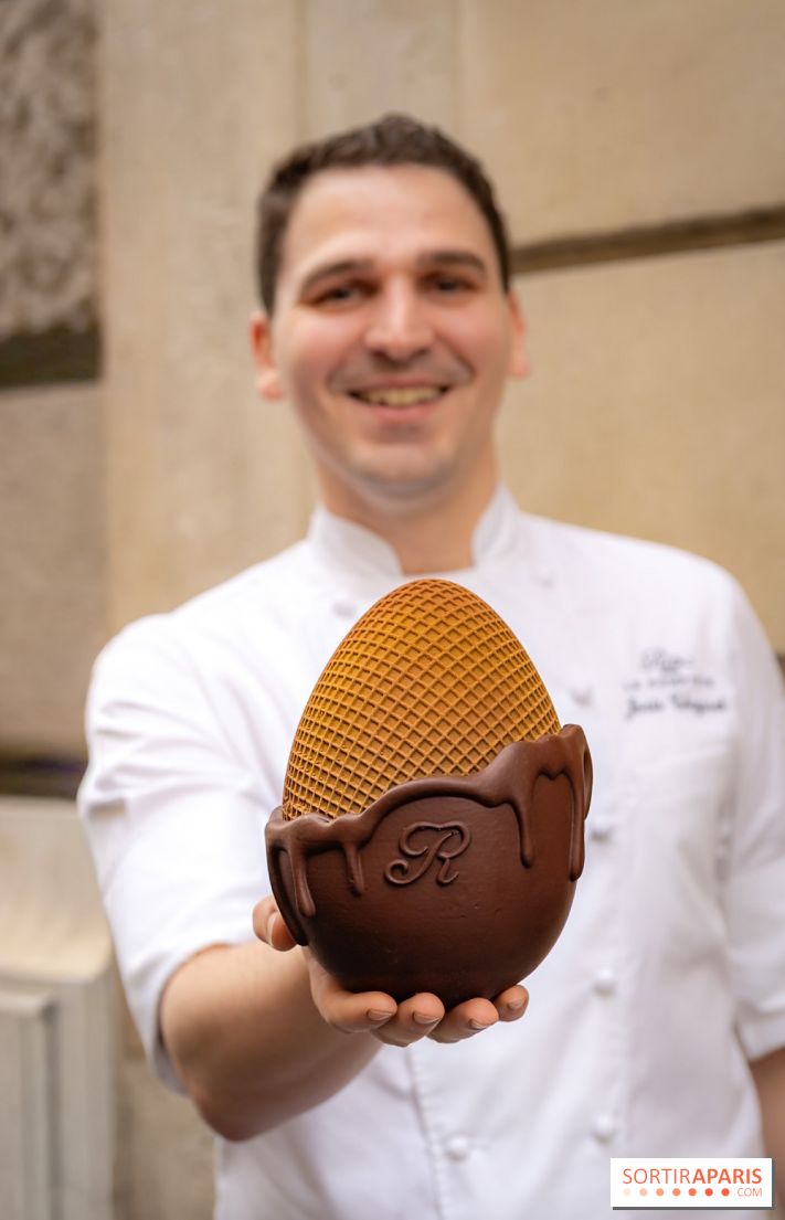 L'oeuf de Pâques gaufrette et chocolats du Ritz Paris le Comptoir
