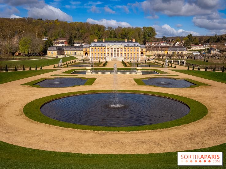 Les tulipes du Château de Dampierre, son jardin anglais et le jardin Le Nôtre