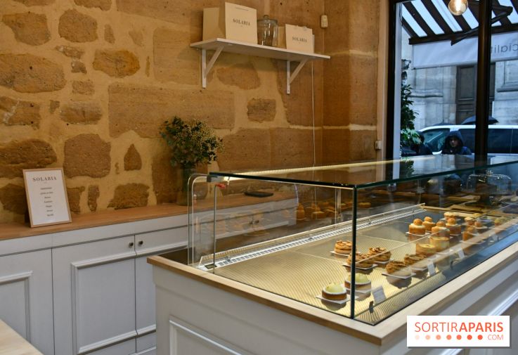 Solaria, un coffee-shop aux pâtisseries réconfortantes près du Louvre à Paris - Fotor