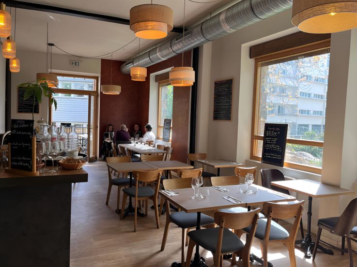 Maison Faitout, le bar-restaurant convivial dans le 10e