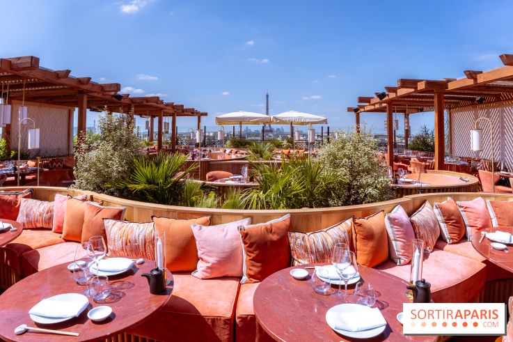 La terrasse en rooftop du Kinugawa à l'hôtel Sax Paris 7e