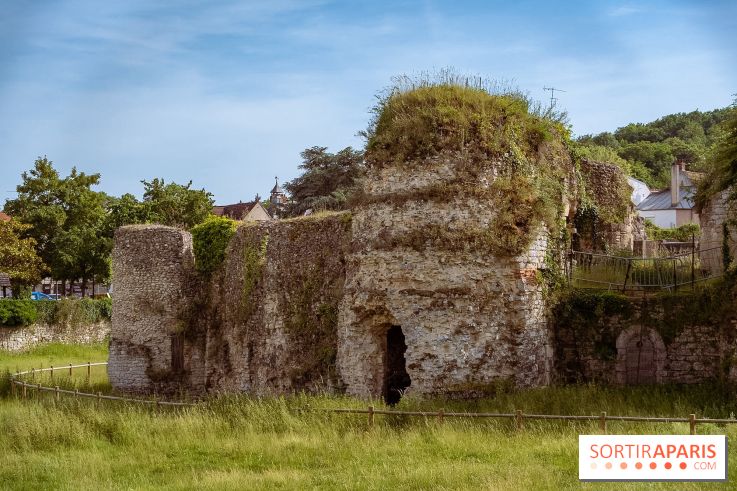 Le Château de Beynes dans les Yvelines près de Paris - photos