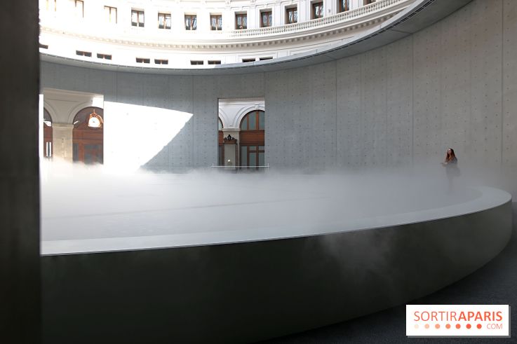 Fujiko Nakaya : nos photos de sa sculpture de brouillard à voir à la Bourse de Commerce