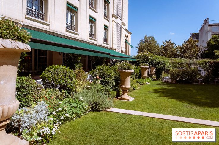 La terrasse-jardin de Maison Roland au Shangri-La Paris - les photos