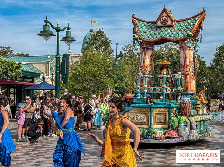 Disneyland Paris : la Cavalcade des Princesses Disney à Disney Adventure World
