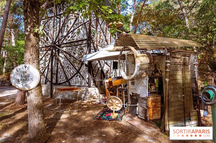 Le village d'art Préludien de Chomo, photos