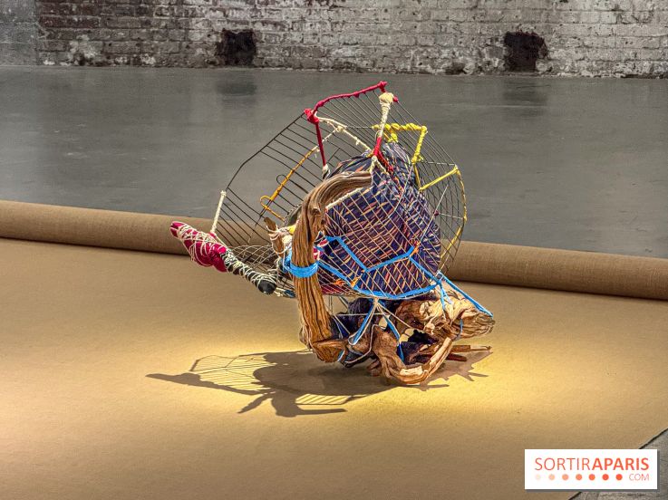 Sonia Gomes — Cœur sauvage : sculptures textiles au Palais de Tokyo